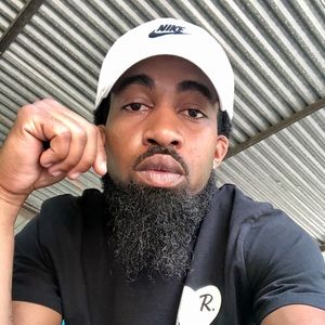 Meet your Posher, Lorenzo